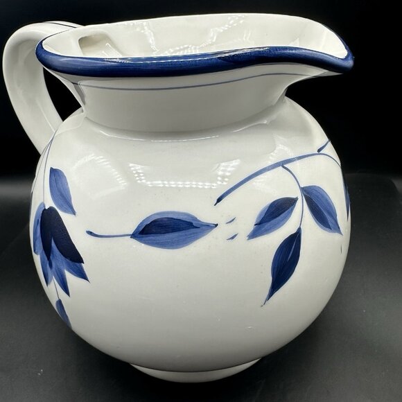 Vtg Blue Tulip Pitcher Home by Target Cottagecore Shabby Chic Farmhouse Kitchen - Picture 7 of 16